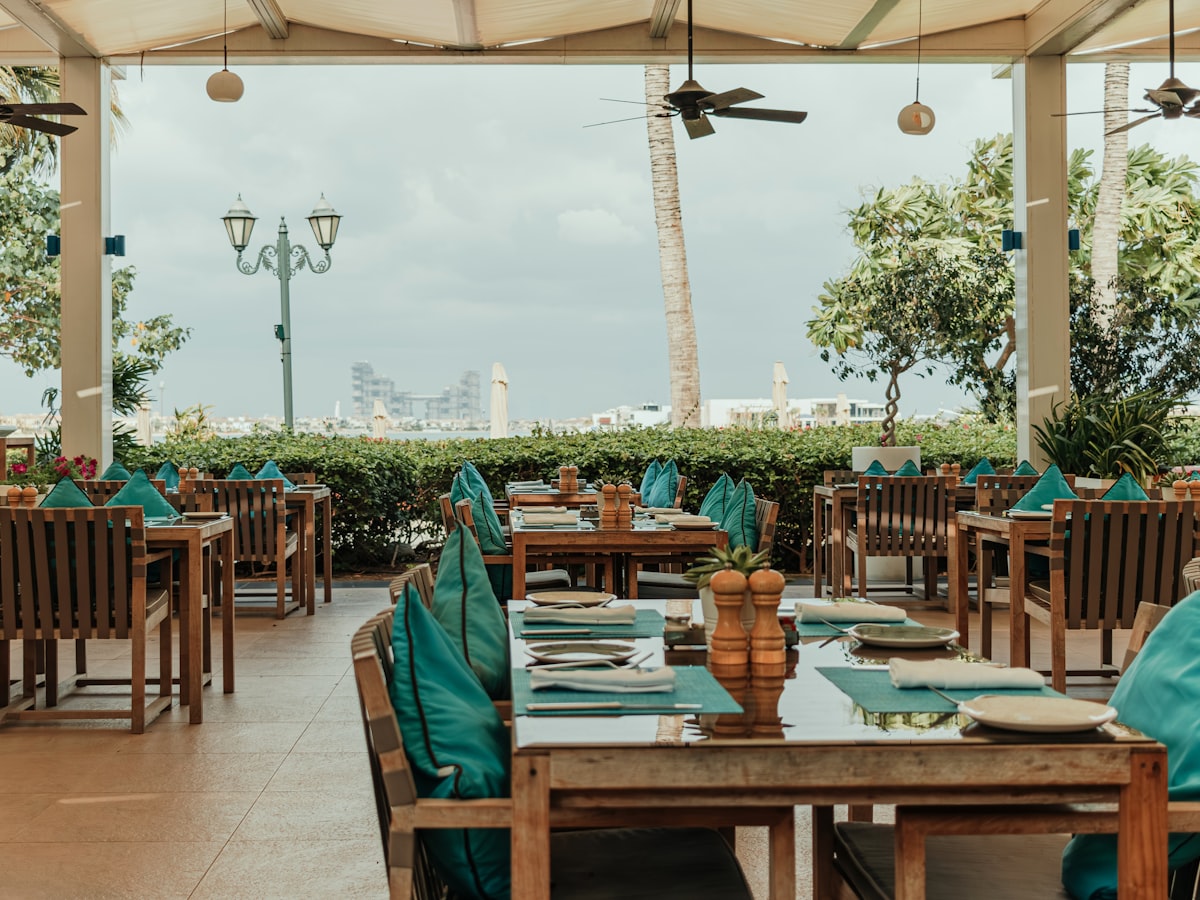 Terrasse jardin creole du restaurant